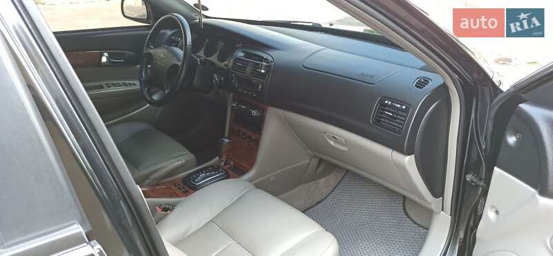 Седан Chevrolet Evanda 2006 в Дубно