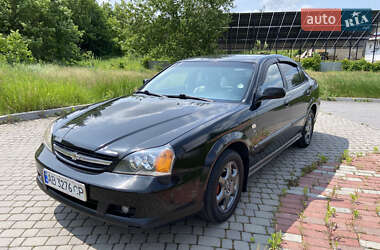 Седан Chevrolet Evanda 2005 в Жмеринке