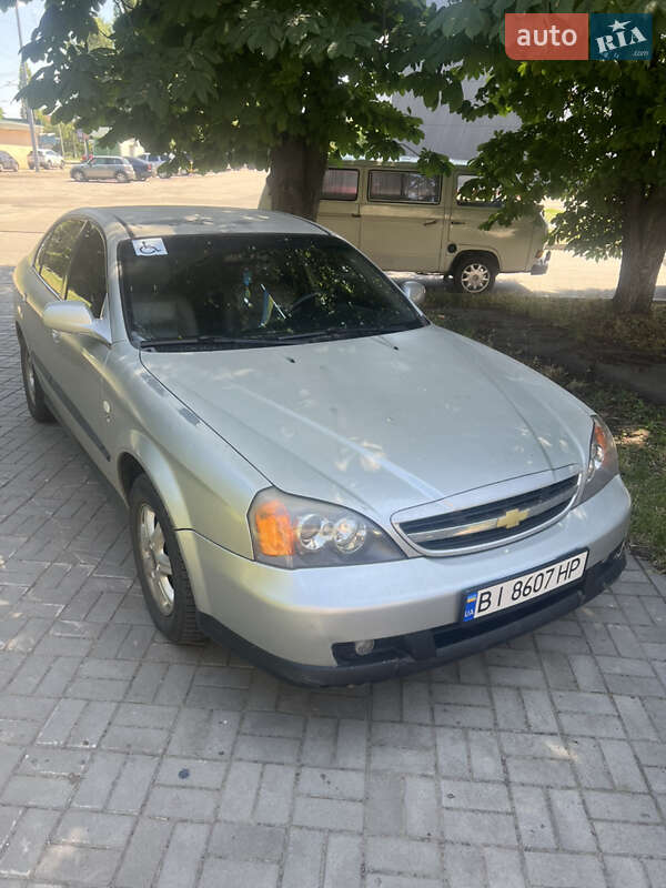 Седан Chevrolet Evanda 2005 в 