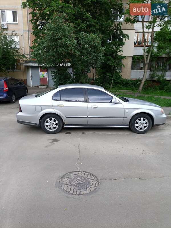 Седан Chevrolet Evanda 2006 в Киеве