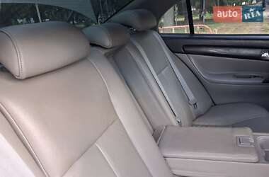 Седан Chevrolet Evanda 2005 в 