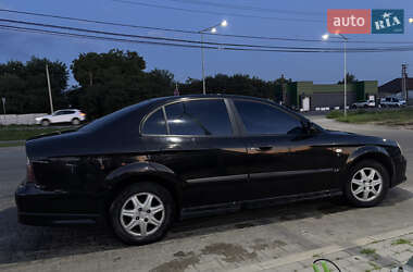 Седан Chevrolet Evanda 2005 в 