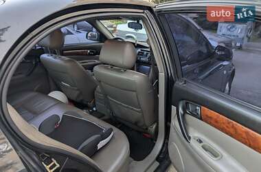 Седан Chevrolet Evanda 2005 в 