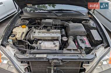 Седан Chevrolet Evanda 2005 в 