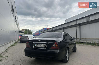 Седан Chevrolet Evanda 2005 в 