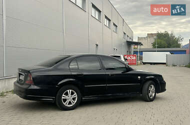 Седан Chevrolet Evanda 2005 в 