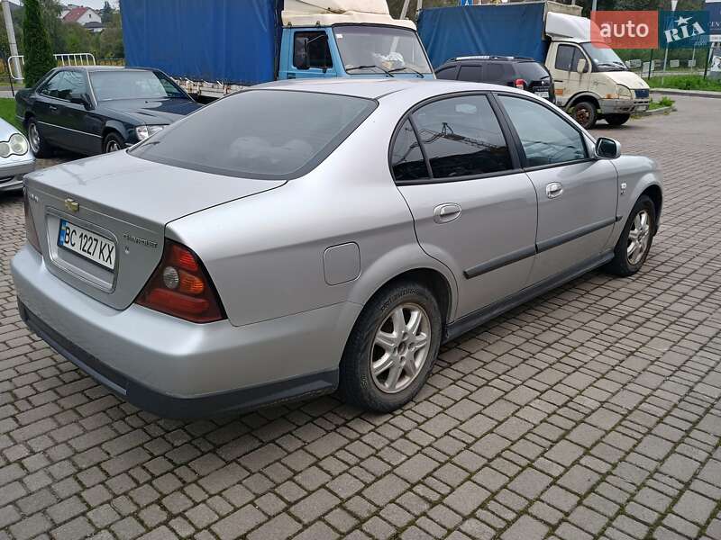 Седан Chevrolet Evanda 2006 в Львове