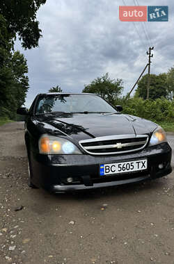 Седан Chevrolet Evanda 2006 в 