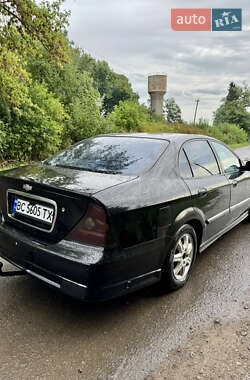 Седан Chevrolet Evanda 2006 в 