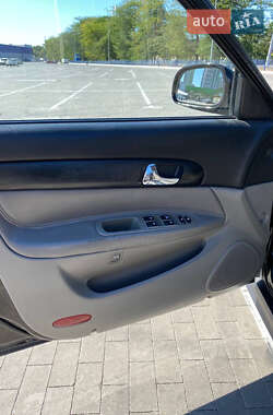 Седан Chevrolet Evanda 2006 в 