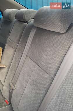 Седан Chevrolet Evanda 2005 в 