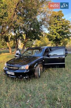 Седан Chevrolet Evanda 2006 в 