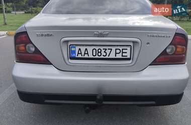 Седан Chevrolet Evanda 2005 в 