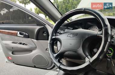 Седан Chevrolet Evanda 2005 в 
