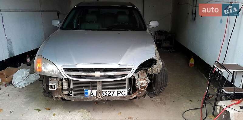 Седан Chevrolet Evanda 2005 в Полтаві