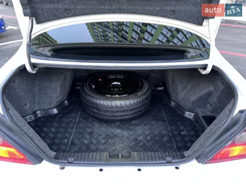 Седан Chevrolet Evanda 2006 в Києві фото 16 Седан Chevrolet Evanda 2006 в Києві