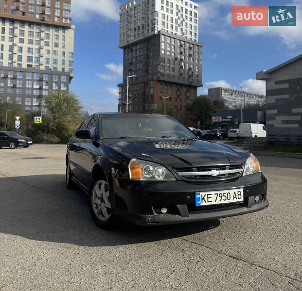 Седан Chevrolet Evanda 2005 в Днепре