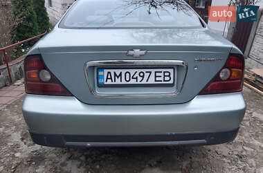 Седан Chevrolet Evanda 2004 в Житомирі