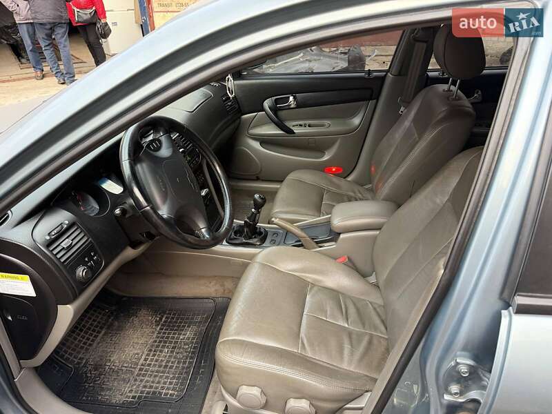 Седан Chevrolet Evanda 2005 в Дніпрі