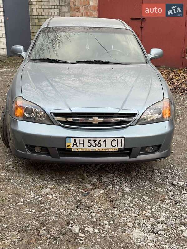 Седан Chevrolet Evanda 2005 в Дніпрі