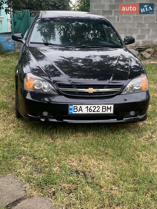 Седан Chevrolet Evanda 2005 в Бобринце