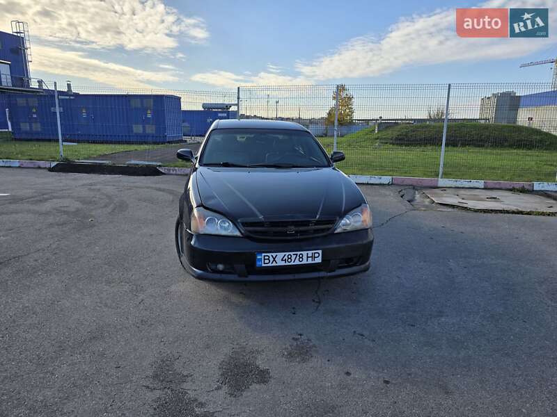 Седан Chevrolet Evanda 2005 в Виннице