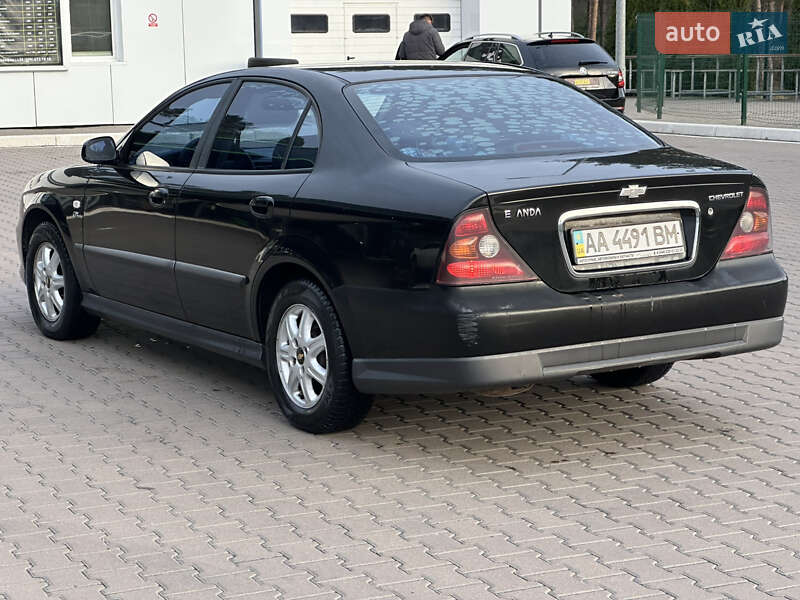 Седан Chevrolet Evanda 2006 в Киеве
