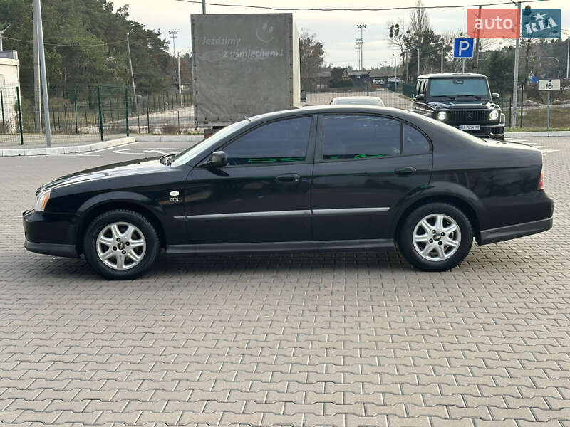 Седан Chevrolet Evanda 2006 в Киеве