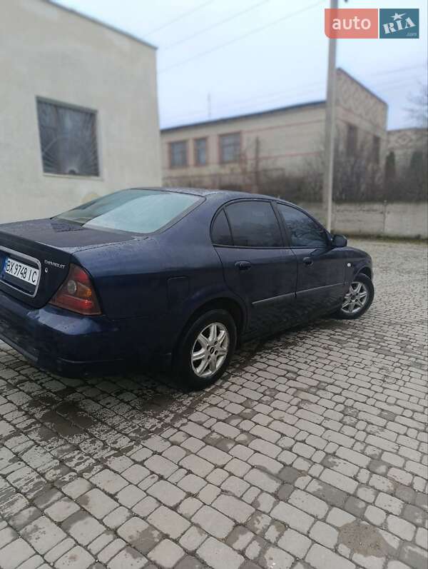 Седан Chevrolet Evanda 2006 в Борщеві