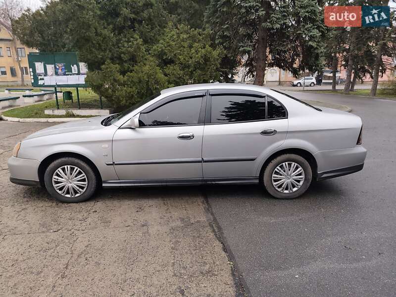 Седан Chevrolet Evanda 2006 в Днепре фото 6 Седан Chevrolet Evanda 2006 в Днепре
