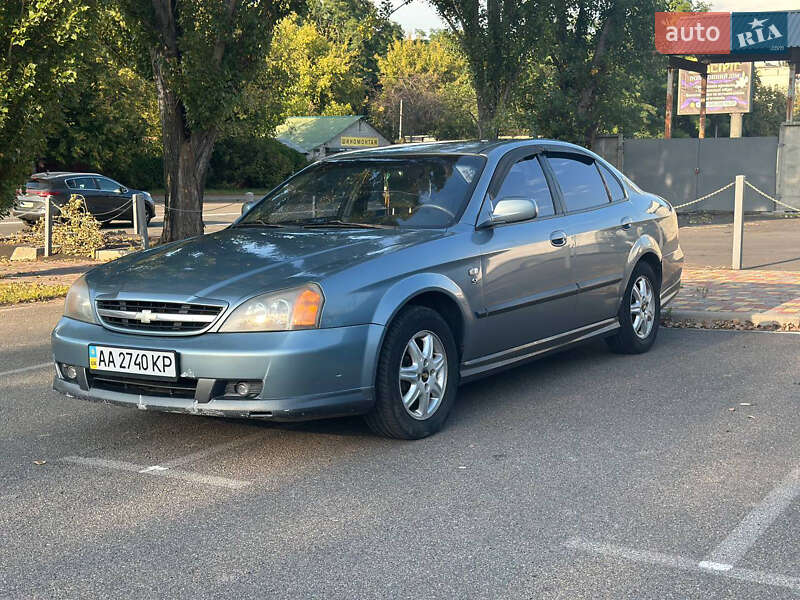 Chevrolet Evanda 2005