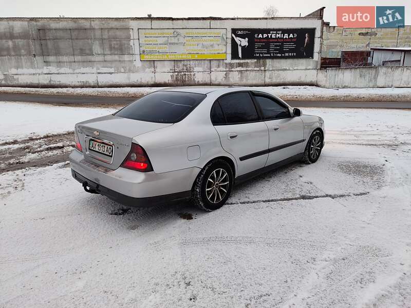Седан Chevrolet Evanda 2006 в Змиеве