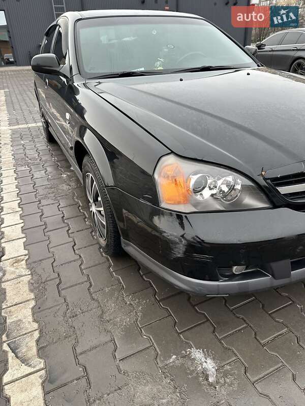 Седан Chevrolet Evanda 2006 в Кривом Роге