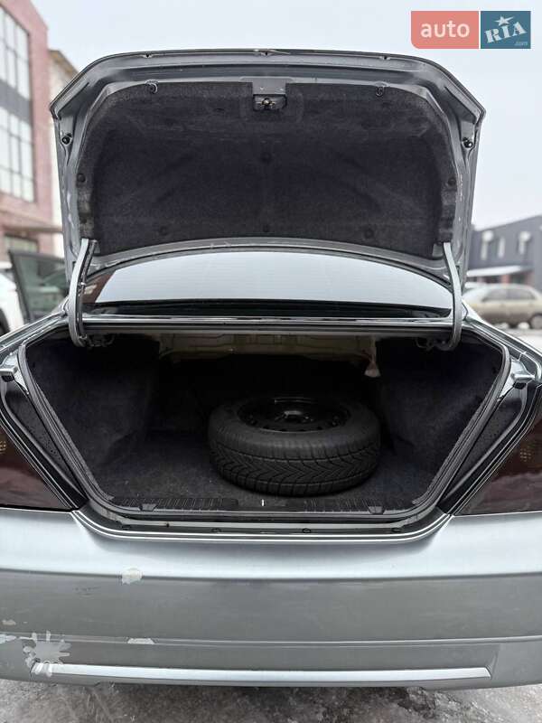 Седан Chevrolet Evanda 2005 в Павлограде