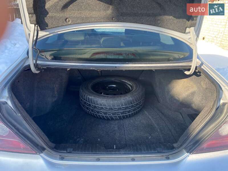 Седан Chevrolet Evanda 2006 в Овруче