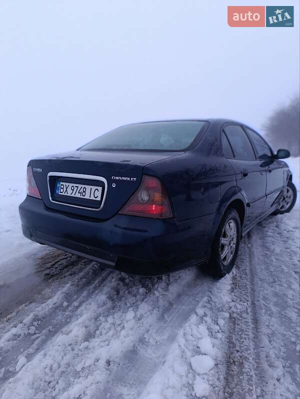 Седан Chevrolet Evanda 2006 в Борщеві