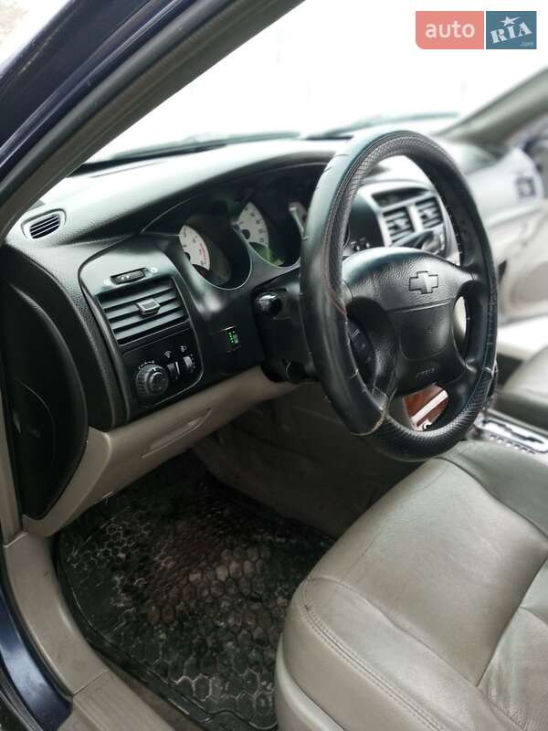 Седан Chevrolet Evanda 2006 в Борщеві