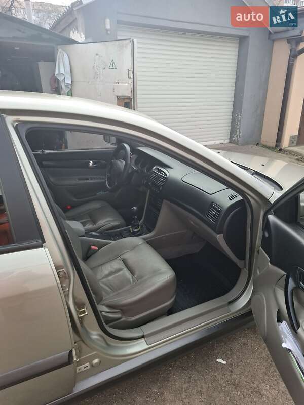 Седан Chevrolet Evanda 2005 в Черноморске