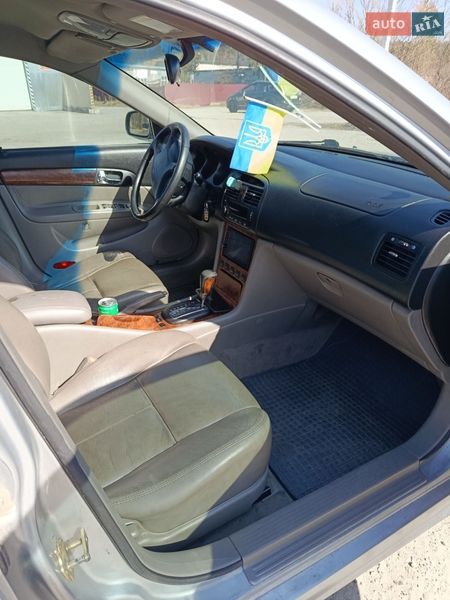 Седан Chevrolet Evanda 2006 в Нетешине