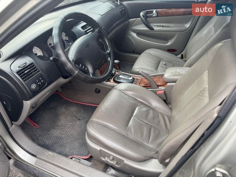 Седан Chevrolet Evanda 2005 в Днепре