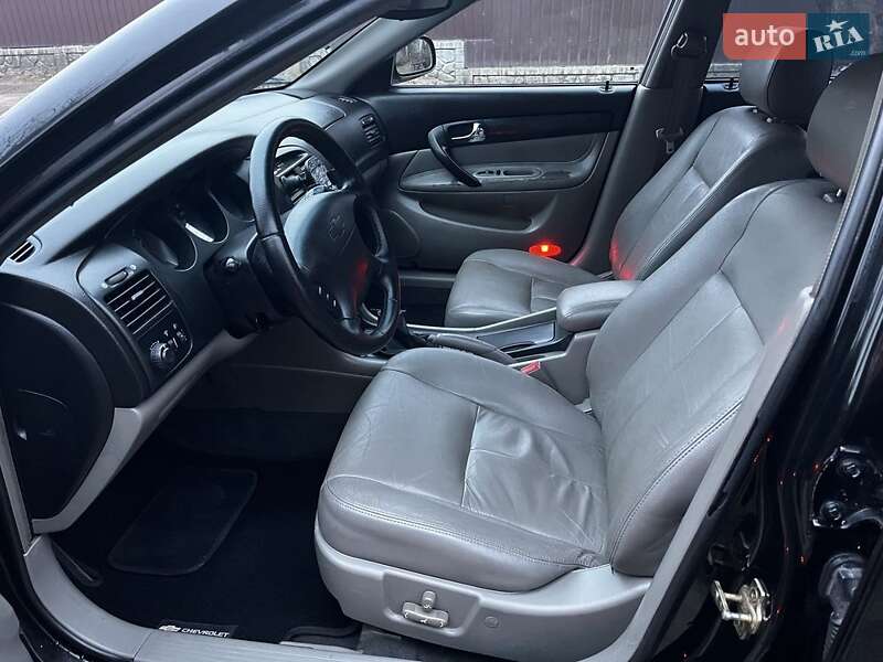Седан Chevrolet Evanda 2005 в Черкассах фото 5 Седан Chevrolet Evanda 2005 в Черкассах