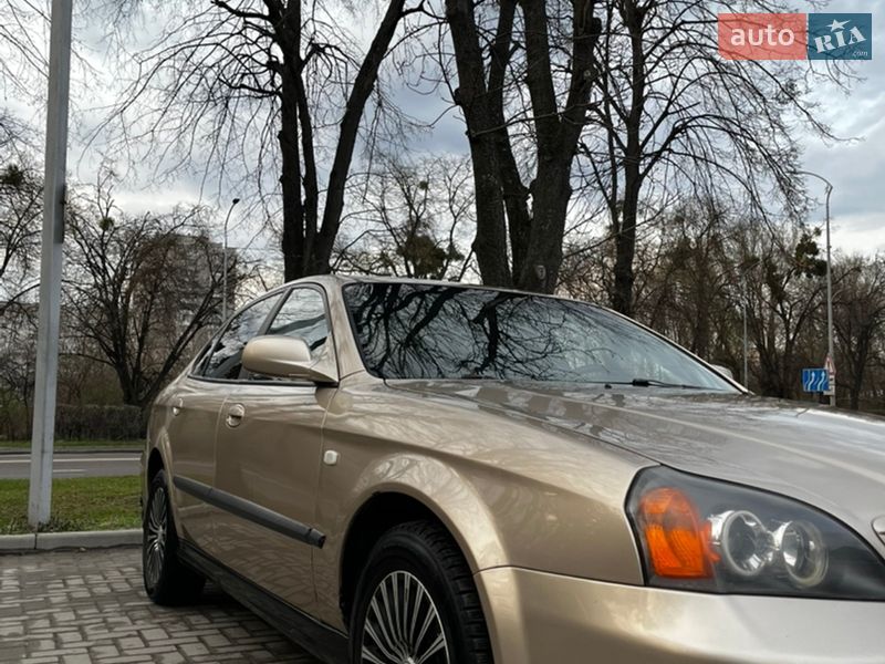 Седан Chevrolet Evanda 2004 в Львове