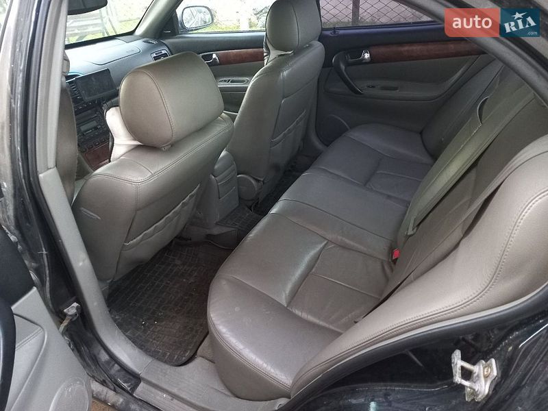 Седан Chevrolet Evanda 2006 в Мостиске