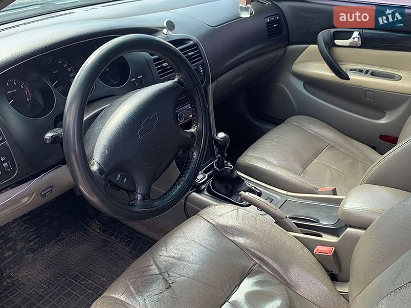 Седан Chevrolet Evanda 2005 в Сумах