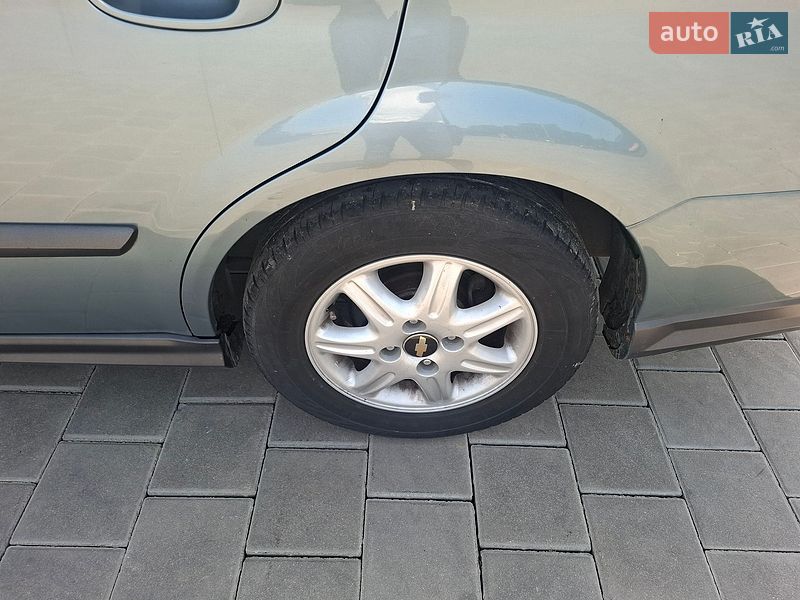 Седан Chevrolet Evanda 2005 в Черкассах