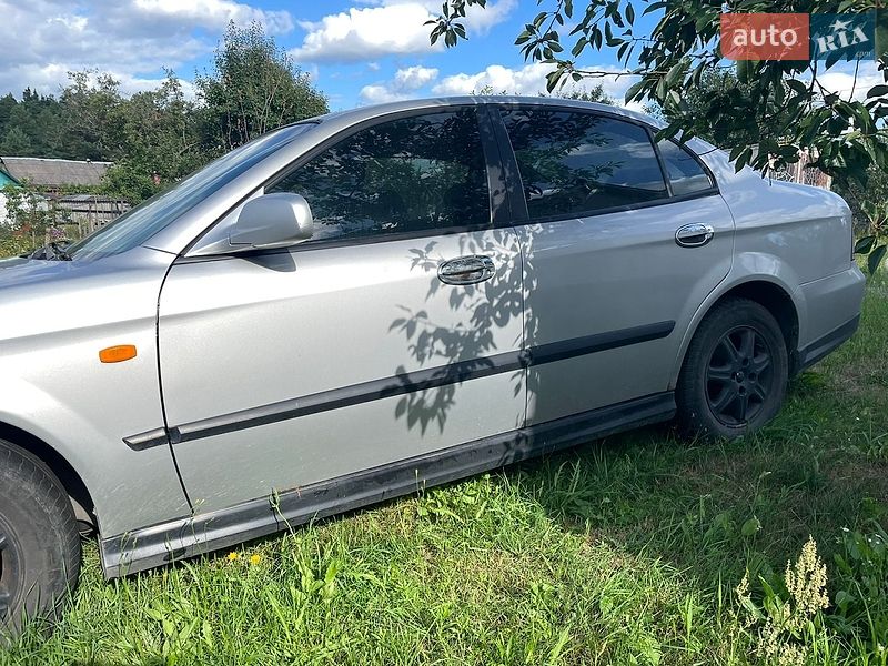 Седан Chevrolet Evanda 2006 в Коростене