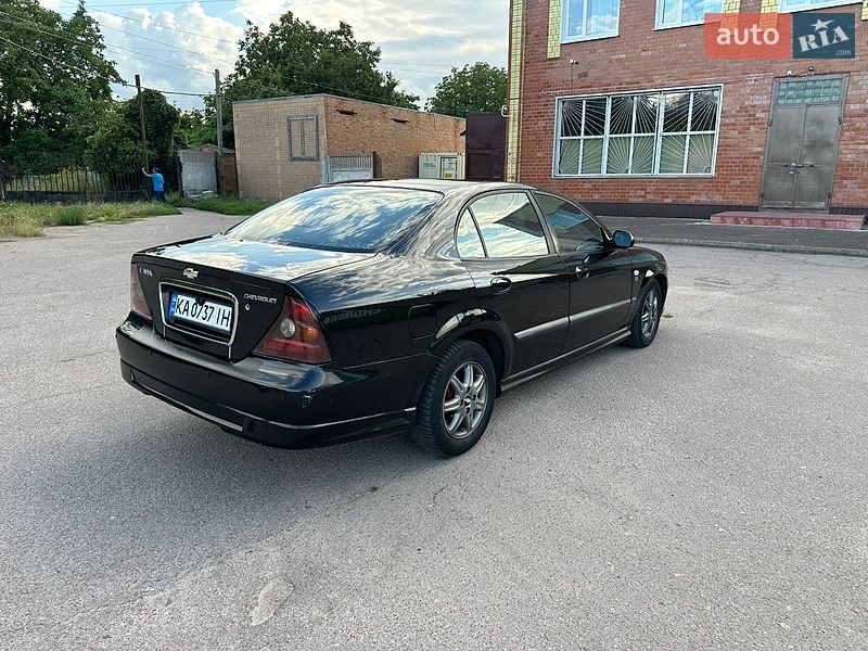 Седан Chevrolet Evanda 2005 в Прилуках