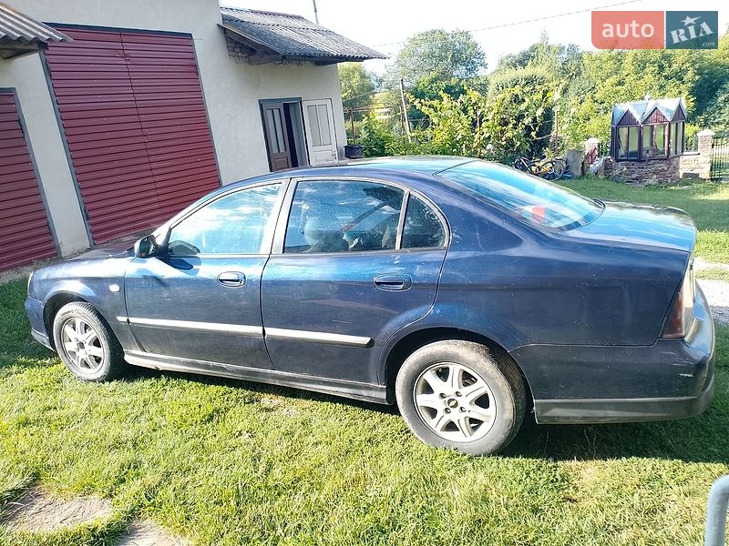 Седан Chevrolet Evanda 2006 в Чорткові