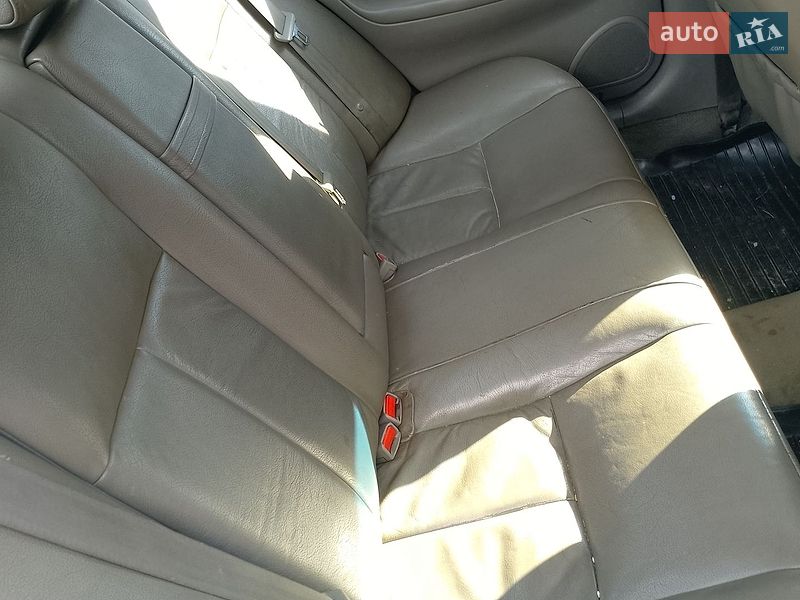 Седан Chevrolet Evanda 2006 в Чорткові