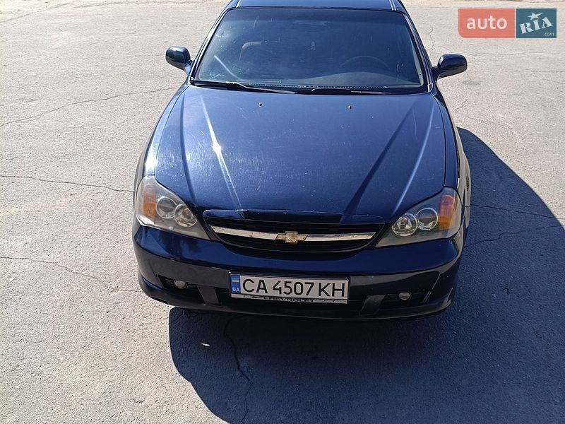 Chevrolet Evanda 2005